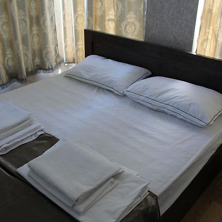 Hotel Mimino Tbilisi Buitenkant foto