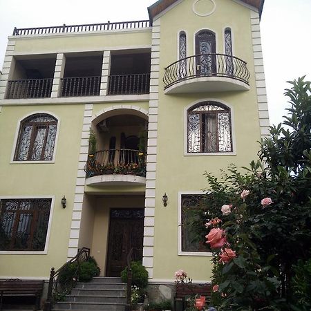Hotel Mimino Tbilisi Buitenkant foto