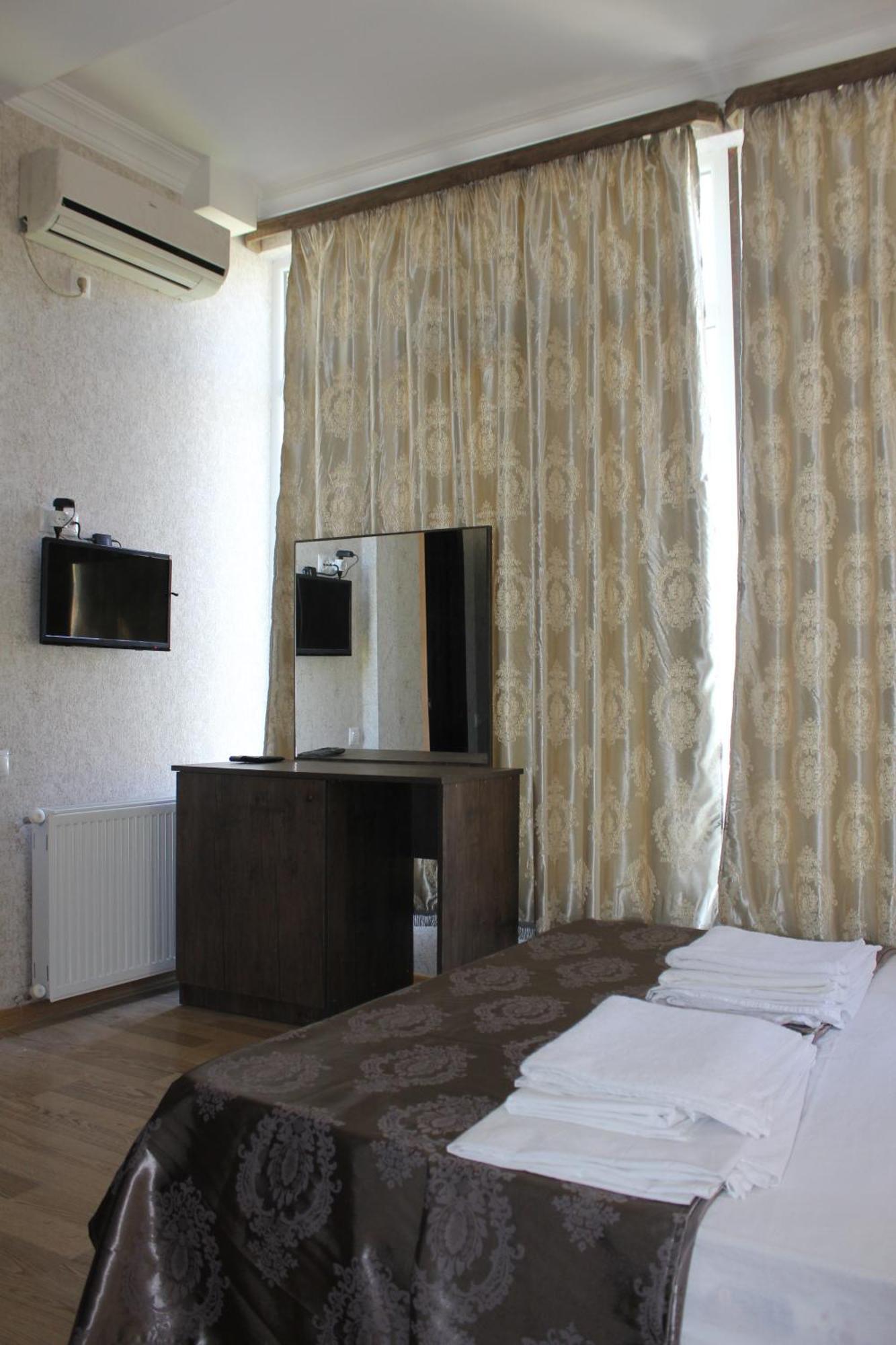 Hotel Mimino Tbilisi Kamer foto