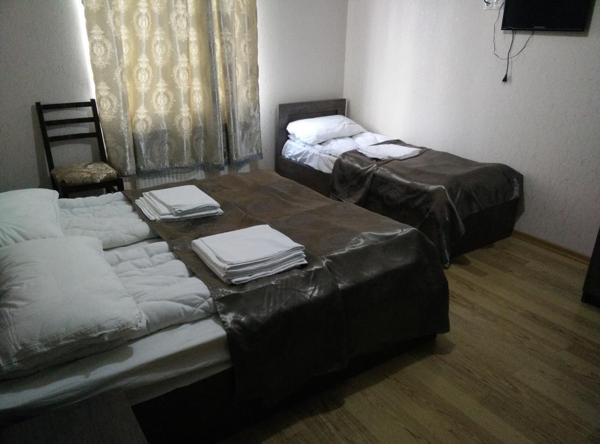 Hotel Mimino Tbilisi Buitenkant foto
