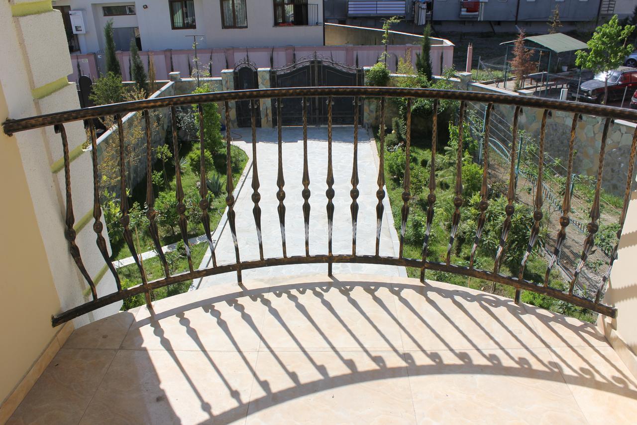 Hotel Mimino Tbilisi Buitenkant foto