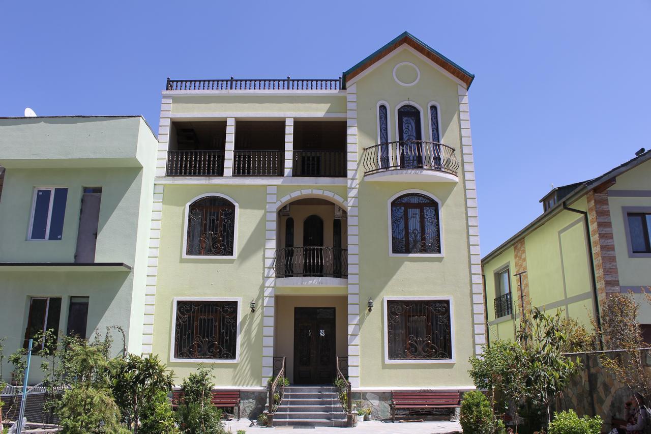 Hotel Mimino Tbilisi Buitenkant foto