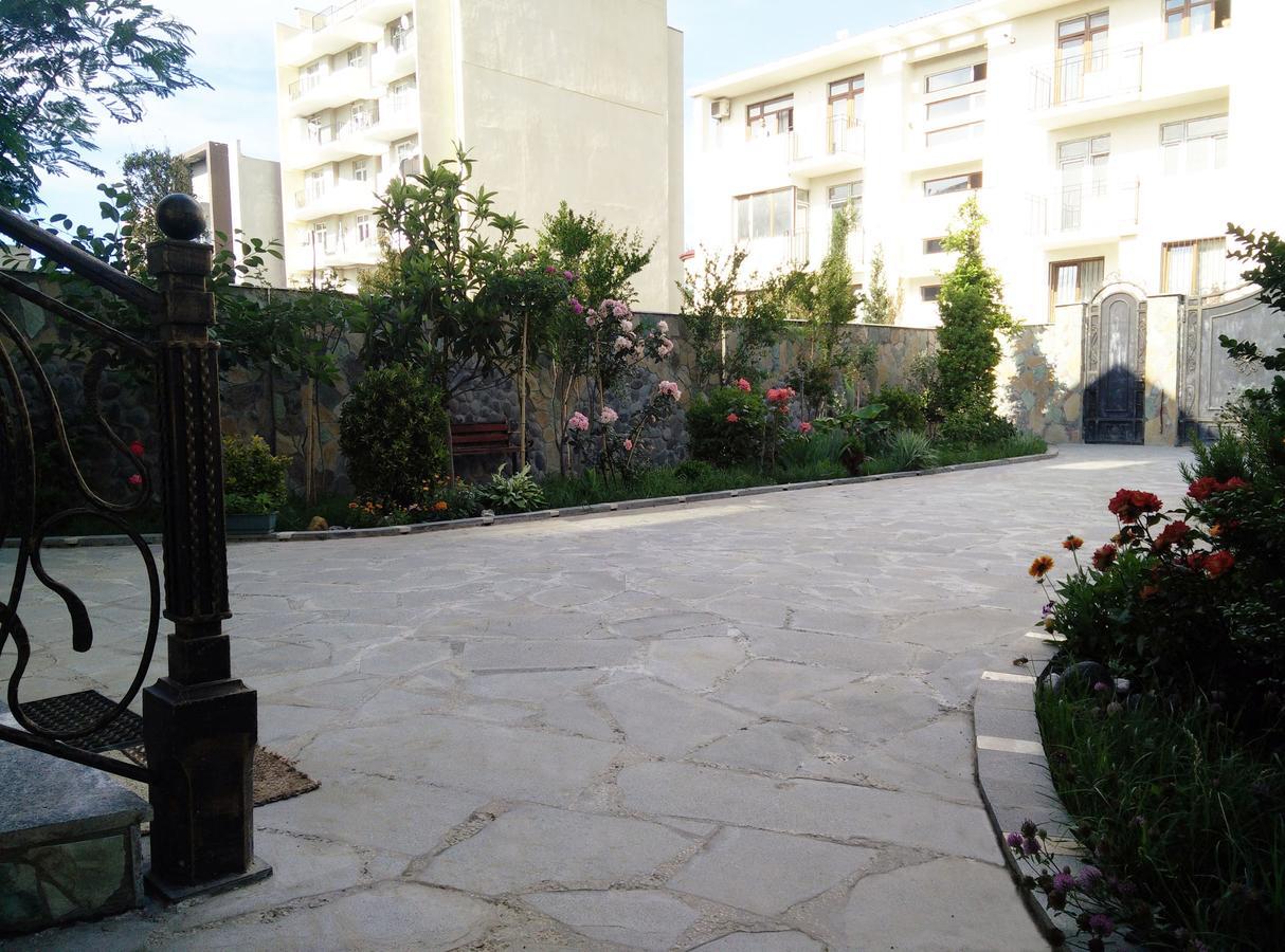Hotel Mimino Tbilisi Buitenkant foto