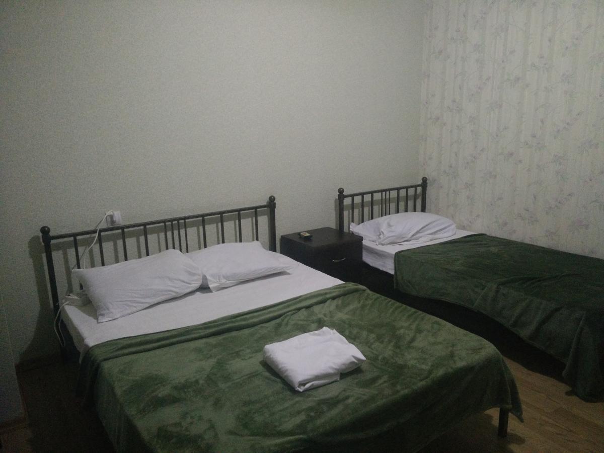 Hotel Mimino Tbilisi Buitenkant foto